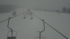 Snow park Paprsek - Lanovka - pohled nahoru - 2.1.2026 v 08:00 Snow park Paprsek - Lanovka - pohled nahoru - 2.1.2026 v 08:00