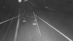 Lanovka - pohled nahoru