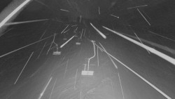 Lanovka - pohled nahoru