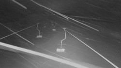 Lanovka - pohled nahoru