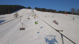 Snow park Paprsek - Lanovka - pohled nahoru - 22.1.2026 v 14:00 Snow park Paprsek - Lanovka - pohled nahoru - 22.1.2026 v 14:00