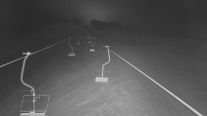 Snow park Paprsek - Lanovka - pohled nahoru - 22.1.2026 v 21:00 Snow park Paprsek - Lanovka - pohled nahoru - 22.1.2026 v 21:00