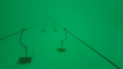 Lanovka - pohled nahoru