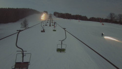 Lanovka - pohled nahoru