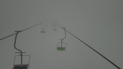 Lanovka - pohled nahoru