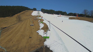 Snow park Paprsek - Lanovka - pohled nahoru - 11.3.2026 v 12:00 Snow park Paprsek - Lanovka - pohled nahoru - 11.3.2026 v 12:00