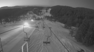 Snow park Paprsek - Lanovka - pohled dolů - 1.3.2023 v 06:01