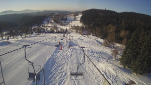 Snow park Paprsek - Lanovka - pohled dolů - 1.3.2023 v 07:46