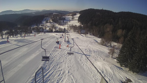 Snow park Paprsek - Lanovka - pohled dolů - 1.3.2023 v 08:16