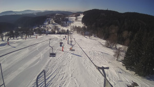 Snow park Paprsek - Lanovka - pohled dolů - 1.3.2023 v 08:51