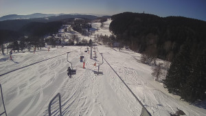 Snow park Paprsek - Lanovka - pohled dolů - 1.3.2023 v 09:11