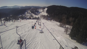Snow park Paprsek - Lanovka - pohled dolů - 1.3.2023 v 09:21