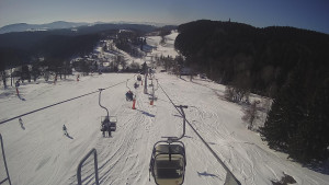 Snow park Paprsek - Lanovka - pohled dolů - 1.3.2023 v 09:41