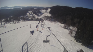Snow park Paprsek - Lanovka - pohled dolů - 1.3.2023 v 10:06