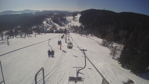 Snow park Paprsek - Lanovka - pohled dolů - 1.3.2023 v 10:21