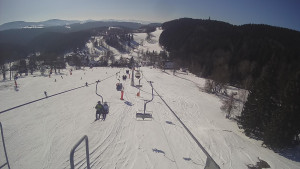 Snow park Paprsek - Lanovka - pohled dolů - 1.3.2023 v 10:31
