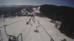 Snow park Paprsek - Lanovka - pohled dolů - 1.3.2023 v 10:36