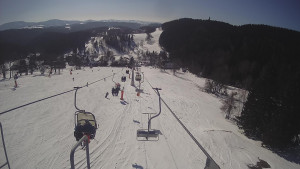 Snow park Paprsek - Lanovka - pohled dolů - 1.3.2023 v 11:21