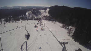 Snow park Paprsek - Lanovka - pohled dolů - 1.3.2023 v 11:36