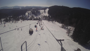 Snow park Paprsek - Lanovka - pohled dolů - 1.3.2023 v 11:41