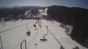 Snow park Paprsek - Lanovka - pohled dolů - 1.3.2023 v 12:01