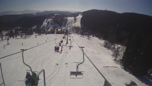 Snow park Paprsek - Lanovka - pohled dolů - 1.3.2023 v 12:51