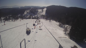 Snow park Paprsek - Lanovka - pohled dolů - 1.3.2023 v 13:11