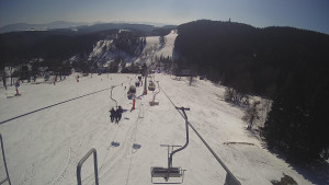 Snow park Paprsek - Lanovka - pohled dolů - 1.3.2023 v 13:12
