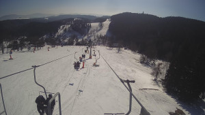 Snow park Paprsek - Lanovka - pohled dolů - 1.3.2023 v 13:32