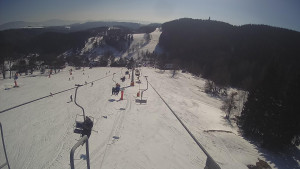 Snow park Paprsek - Lanovka - pohled dolů - 1.3.2023 v 13:37