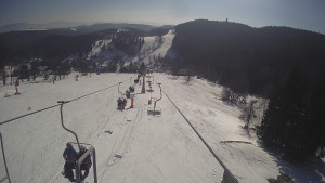 Snow park Paprsek - Lanovka - pohled dolů - 1.3.2023 v 13:48