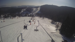 Snow park Paprsek - Lanovka - pohled dolů - 1.3.2023 v 14:13