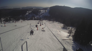 Snow park Paprsek - Lanovka - pohled dolů - 1.3.2023 v 14:53