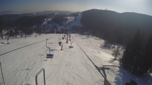 Snow park Paprsek - Lanovka - pohled dolů - 1.3.2023 v 15:08