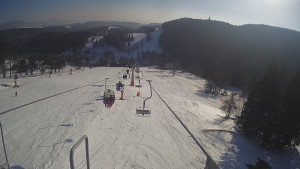 Snow park Paprsek - Lanovka - pohled dolů - 1.3.2023 v 15:18