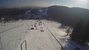 Snow park Paprsek - Lanovka - pohled dolů - 1.3.2023 v 15:28