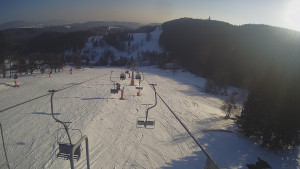 Snow park Paprsek - Lanovka - pohled dolů - 1.3.2023 v 16:08