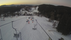 Snow park Paprsek - Lanovka - pohled dolů - 2.3.2023 v 06:23
