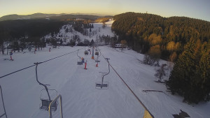 Snow park Paprsek - Lanovka - pohled dolů - 2.3.2023 v 07:03