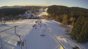 Snow park Paprsek - Lanovka - pohled dolů - 2.3.2023 v 07:13