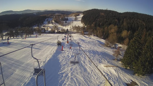 Snow park Paprsek - Lanovka - pohled dolů - 2.3.2023 v 07:33