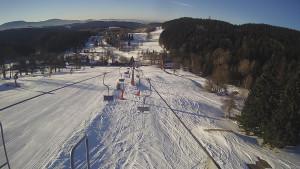 Snow park Paprsek - Lanovka - pohled dolů - 2.3.2023 v 07:53