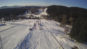 Snow park Paprsek - Lanovka - pohled dolů - 2.3.2023 v 07:58