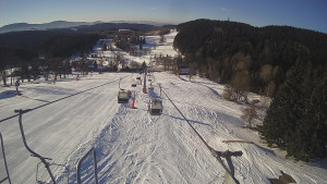 Snow park Paprsek - Lanovka - pohled dolů - 2.3.2023 v 08:08