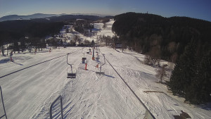 Snow park Paprsek - Lanovka - pohled dolů - 2.3.2023 v 08:43