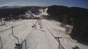 Snow park Paprsek - Lanovka - pohled dolů - 2.3.2023 v 09:08