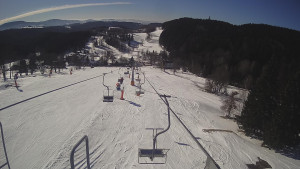 Snow park Paprsek - Lanovka - pohled dolů - 2.3.2023 v 09:43