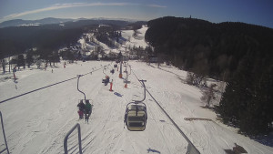 Snow park Paprsek - Lanovka - pohled dolů - 2.3.2023 v 10:18