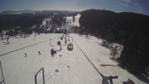 Snow park Paprsek - Lanovka - pohled dolů - 2.3.2023 v 12:28