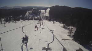 Snow park Paprsek - Lanovka - pohled dolů - 2.3.2023 v 12:53